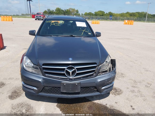 Продажа на аукционе авто 2014 Mercedes-benz C 250 Sport, vin: WDDGF4HB0EA940641, номер лота: 45929089