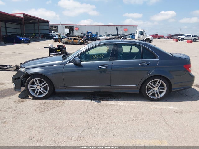 Продажа на аукционе авто 2014 Mercedes-benz C 250 Sport, vin: WDDGF4HB0EA940641, номер лота: 45929089