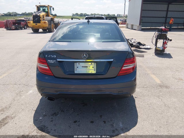 Продажа на аукционе авто 2014 Mercedes-benz C 250 Sport, vin: WDDGF4HB0EA940641, номер лота: 45929089