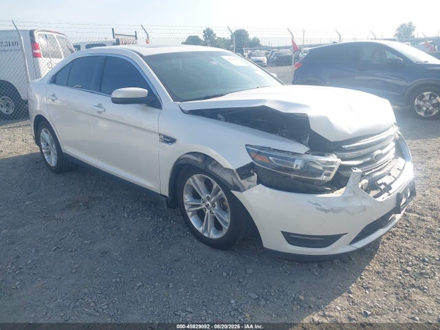 2015 Ford Taurus Sel მანქანა იყიდება აუქციონზე, vin: 1FAHP2E83FG196305, აუქციონის ნომერი: 45929092