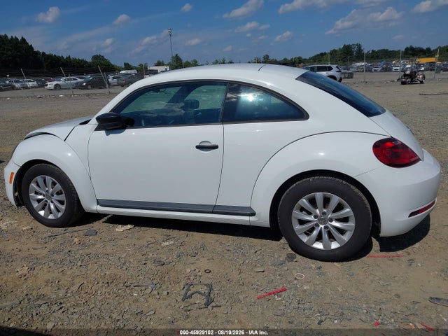 2017 Volkswagen Beetle #pinkbeetle/1.8t Classic/1.8t S მანქანა იყიდება აუქციონზე, vin: 3VWF17AT1HM628194, აუქციონის ნომერი: 45929102
