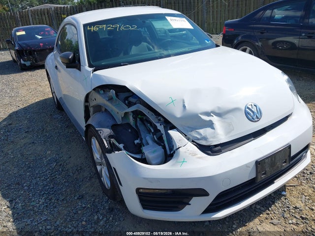 2017 Volkswagen Beetle #pinkbeetle/1.8t Classic/1.8t S მანქანა იყიდება აუქციონზე, vin: 3VWF17AT1HM628194, აუქციონის ნომერი: 45929102