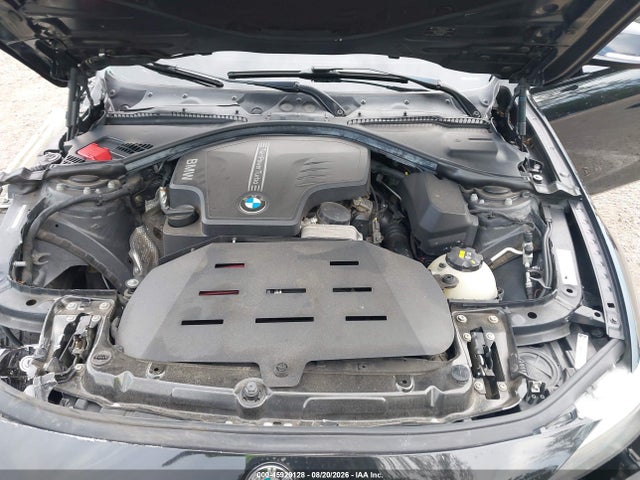 45929128 :رقم المزاد ، WBA3B3G50FNR89176 vin ، 2015 Bmw 328i Xdrive مزاد بيع