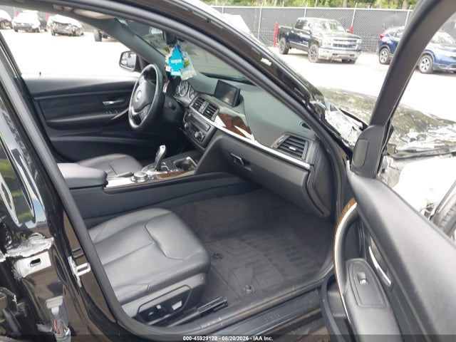 45929128 :رقم المزاد ، WBA3B3G50FNR89176 vin ، 2015 Bmw 328i Xdrive مزاد بيع