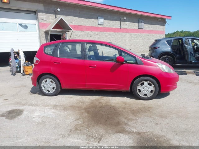Продажа на аукционе авто 2013 Honda Fit, vin: JHMGE8H32DC011839, номер лота: 45929135