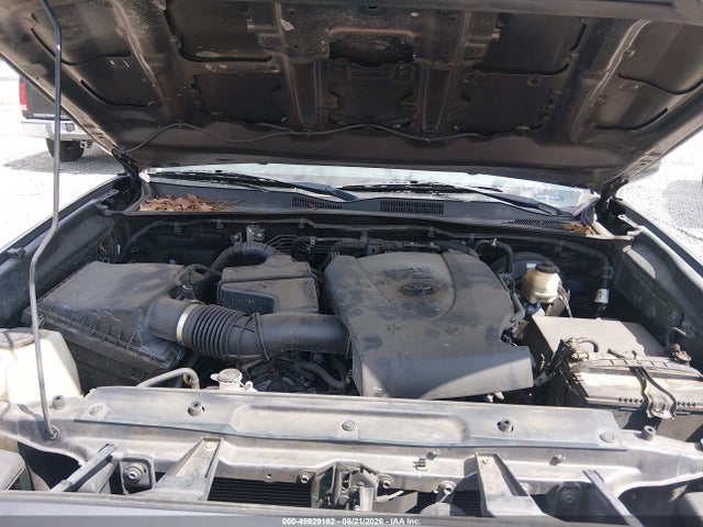 45929162 :رقم المزاد ، 5TFRZ5CN0GX008862 vin ، 2016 Toyota Tacoma Sr5 V6 مزاد بيع