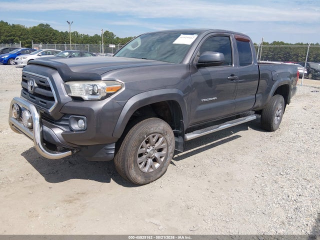 45929162 :رقم المزاد ، 5TFRZ5CN0GX008862 vin ، 2016 Toyota Tacoma Sr5 V6 مزاد بيع
