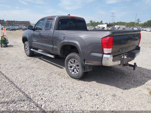 45929162 :رقم المزاد ، 5TFRZ5CN0GX008862 vin ، 2016 Toyota Tacoma Sr5 V6 مزاد بيع