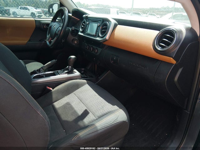 45929162 :رقم المزاد ، 5TFRZ5CN0GX008862 vin ، 2016 Toyota Tacoma Sr5 V6 مزاد بيع