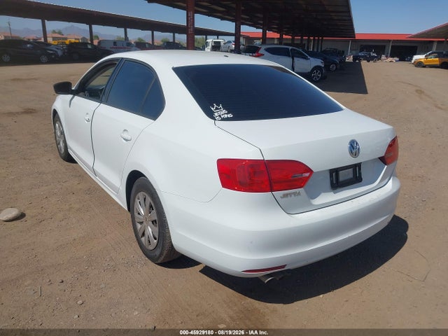 Продаж на аукціоні авто 2014 Volkswagen Jetta 2.0l S, vin: 3VW2K7AJ5EM333895, номер лоту: 45929180