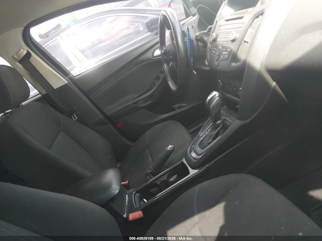 Продажа на аукционе авто 2015 Ford Focus Se, vin: 1FADP3K2XFL212883, номер лота: 45929199