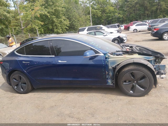 Tesla Model 3 Long Range/performance 2018 5YJ3E1EB2JF094612 Image 13