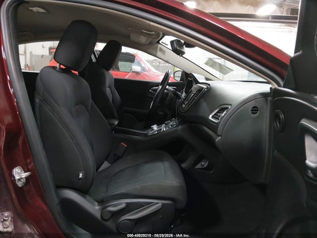 Продаж на аукціоні авто 2017 Chrysler 200 Touring, vin: 1C3CCCFB3HN509372, номер лоту: 45929310