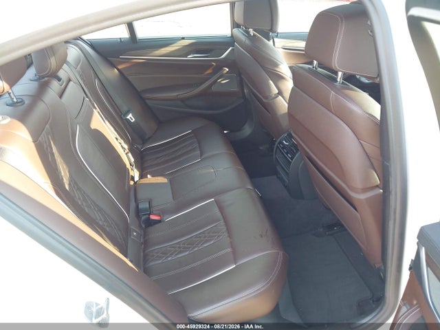 Продажа на аукционе авто 2018 Bmw 530e Iperformance, vin: WBAJA9C57JG623215, номер лота: 45929324
