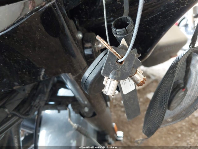 Harley-Davidson FLHXS 2022 1HD1KRP11NB640276 Image 11