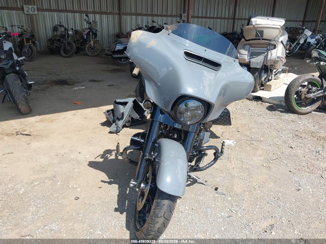 Harley-Davidson FLHXS 2022 1HD1KRP11NB640276 Image 5