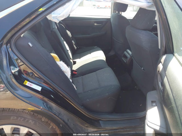 45929337 :رقم المزاد ، 4T1BF1FK6HU723924 vin ، 2017 Toyota Camry Le مزاد بيع