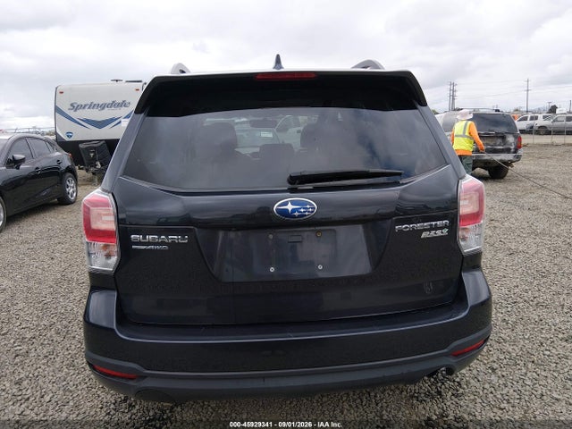 Subaru Forester 2.5i Premium 2017 JF2SJAEC5HH408605 Image 17
