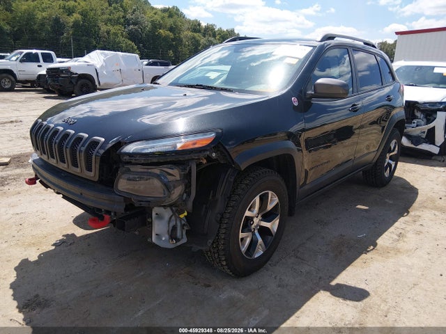 45929348 :رقم المزاد ، 1C4PJMBS2FW587552 vin ، 2015 Jeep Cherokee Trailhawk مزاد بيع