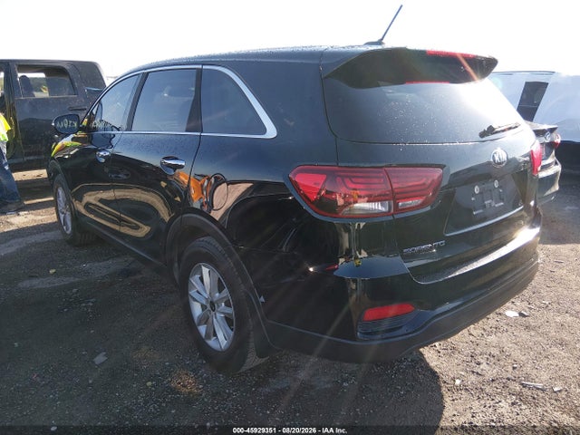 Продажа на аукционе авто 2019 Kia Sorento 2.4l L, vin: 5XYPG4A35KG578506, номер лота: 45929351