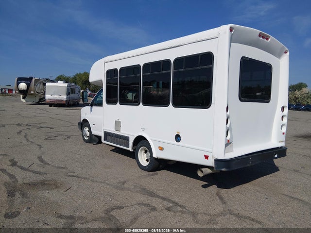 Продажа на аукционе авто 2015 Chevrolet Express Cutaway 3500 Diesel, vin: 1GB3G2BL6F1159656, номер лота: 45929369