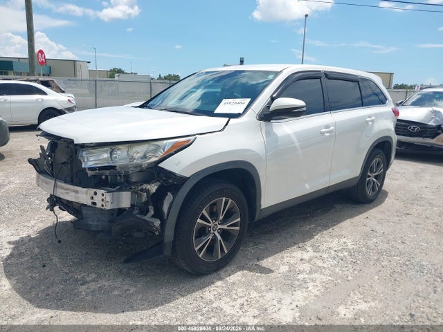 45929404 :رقم المزاد ، 5TDZZRFH9KS300117 vin ، 2019 Toyota Highlander Le مزاد بيع