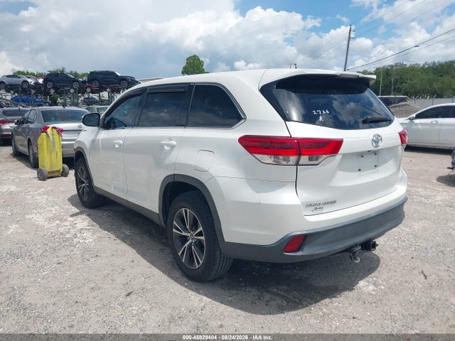 45929404 :رقم المزاد ، 5TDZZRFH9KS300117 vin ، 2019 Toyota Highlander Le مزاد بيع
