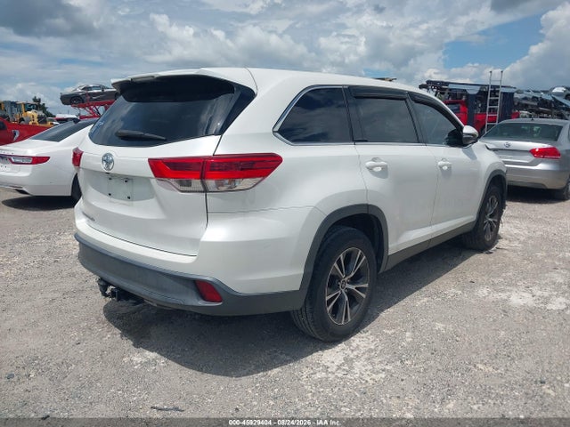 45929404 :رقم المزاد ، 5TDZZRFH9KS300117 vin ، 2019 Toyota Highlander Le مزاد بيع