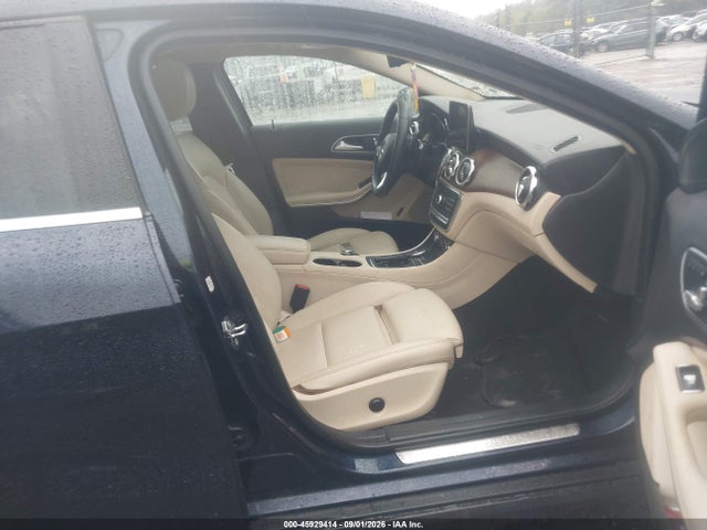 Aukcja sprzedaży 2019 Mercedes-benz Gla 250 4matic, vin: WDCTG4GB4KJ552468, numer aukcji: 45929414