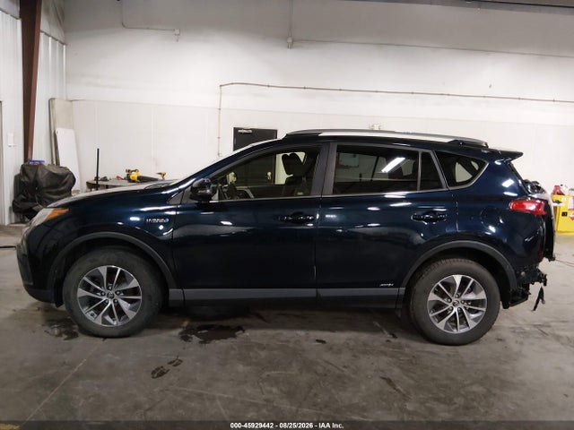 45929442 :رقم المزاد ، JTMRJREV7HD130441 vin ، 2017 Toyota Rav4 Hybrid Xle مزاد بيع