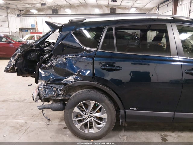 45929442 :رقم المزاد ، JTMRJREV7HD130441 vin ، 2017 Toyota Rav4 Hybrid Xle مزاد بيع
