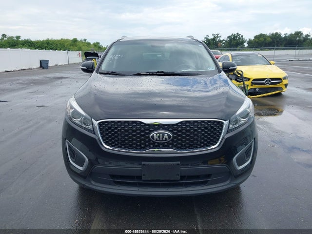 Продажа на аукционе авто 2017 Kia Sorento 2.4l Lx, vin: 5XYPG4A39HG261062, номер лота: 45929444