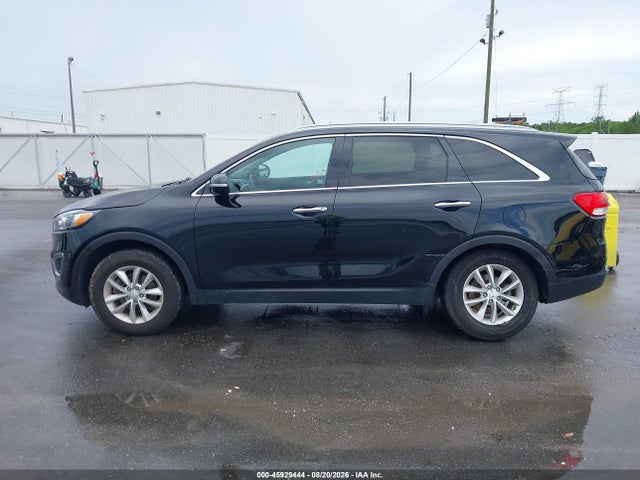 Продажа на аукционе авто 2017 Kia Sorento 2.4l Lx, vin: 5XYPG4A39HG261062, номер лота: 45929444