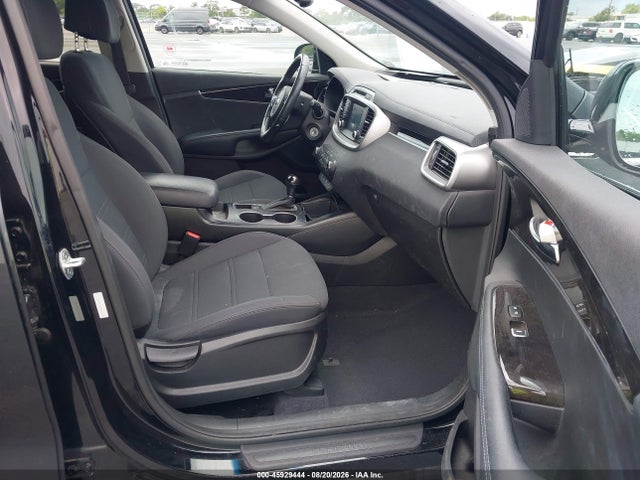 Продажа на аукционе авто 2017 Kia Sorento 2.4l Lx, vin: 5XYPG4A39HG261062, номер лота: 45929444