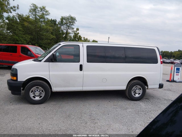 45929468 :رقم المزاد ، 1GAWGEFP7P1106546 vin ، 2023 Chevrolet Express Passenger Rwd 2500 Regular Wheelbase Ls مزاد بيع