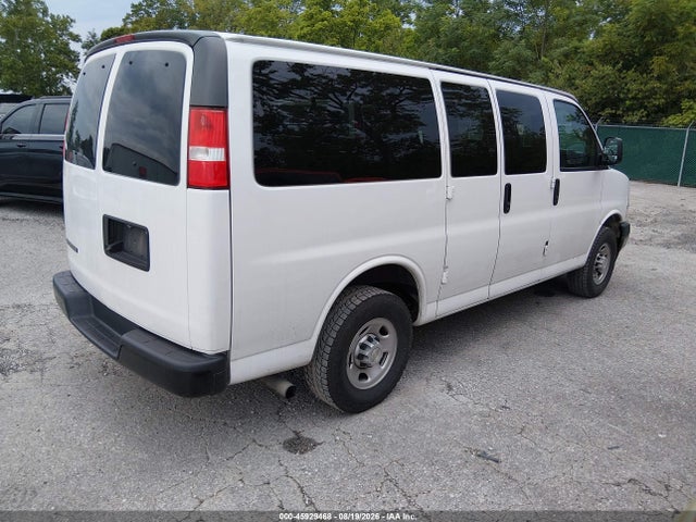 45929468 :رقم المزاد ، 1GAWGEFP7P1106546 vin ، 2023 Chevrolet Express Passenger Rwd 2500 Regular Wheelbase Ls مزاد بيع