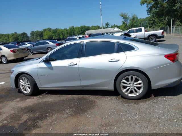 2018 Chevrolet Malibu Lt მანქანა იყიდება აუქციონზე, vin: 1G1ZD5ST4JF142066, აუქციონის ნომერი: 45929469
