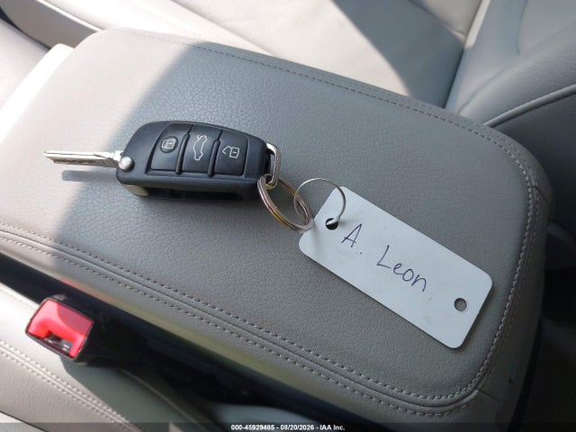 Продажа на аукционе авто 2016 Audi A3 1.8t Premium, vin: WAUA7HFF5G1101529, номер лота: 45929485