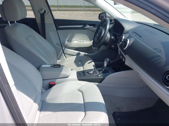 Продажа на аукционе авто 2016 Audi A3 1.8t Premium, vin: WAUA7HFF5G1101529, номер лота: 45929485