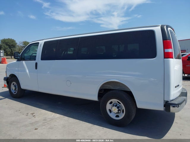 Продаж на аукціоні авто 2025 Chevrolet Express Passenger Rwd 3500 Extended Wheelbase Lt, vin: 1GAZGPF70S1150342, номер лоту: 45929488