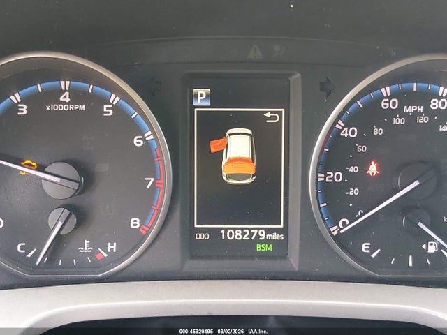 Продажа на аукционе авто 2018 Toyota Rav4 Xle, vin: 2T3WFREV5JW490742, номер лота: 45929495