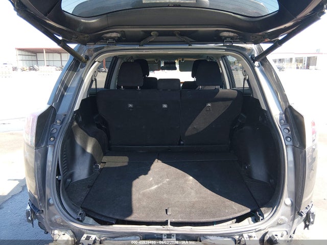 Продажа на аукционе авто 2018 Toyota Rav4 Xle, vin: 2T3WFREV5JW490742, номер лота: 45929495
