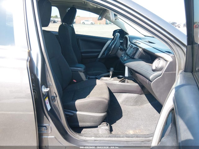 Продажа на аукционе авто 2018 Toyota Rav4 Xle, vin: 2T3WFREV5JW490742, номер лота: 45929495