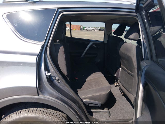 Продажа на аукционе авто 2018 Toyota Rav4 Xle, vin: 2T3WFREV5JW490742, номер лота: 45929495
