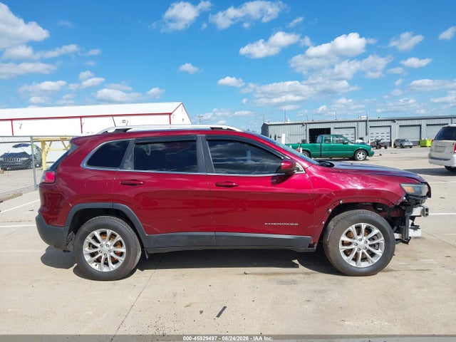 45929497 :رقم المزاد ، 1C4PJMCB9KD350805 vin ، 2019 Jeep Cherokee Latitude 4x4 مزاد بيع