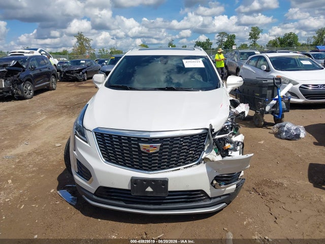 45929519 :رقم المزاد ، 1GYKNCRSXLZ214522 vin ، 2020 Cadillac Xt5 Fwd Premium Luxury مزاد بيع