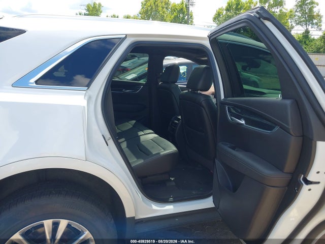 45929519 :رقم المزاد ، 1GYKNCRSXLZ214522 vin ، 2020 Cadillac Xt5 Fwd Premium Luxury مزاد بيع