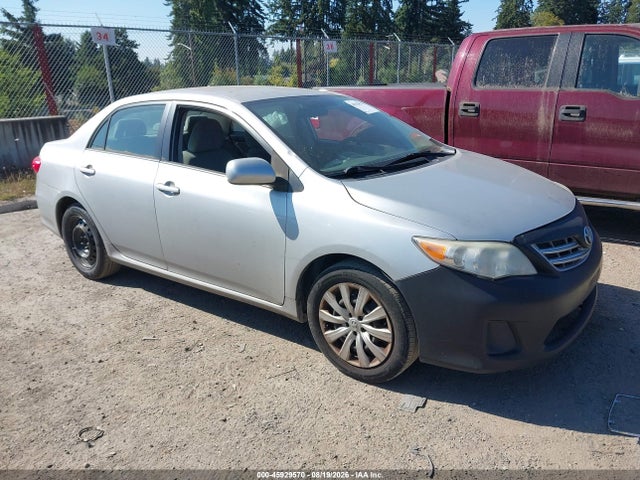 45929570 :رقم المزاد ، 5YFBU4EE7DP132130 vin ، 2013 Toyota Corolla Le مزاد بيع