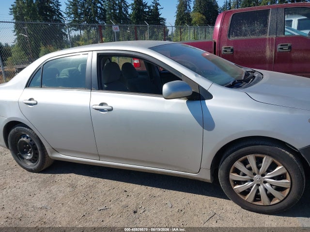 45929570 :رقم المزاد ، 5YFBU4EE7DP132130 vin ، 2013 Toyota Corolla Le مزاد بيع