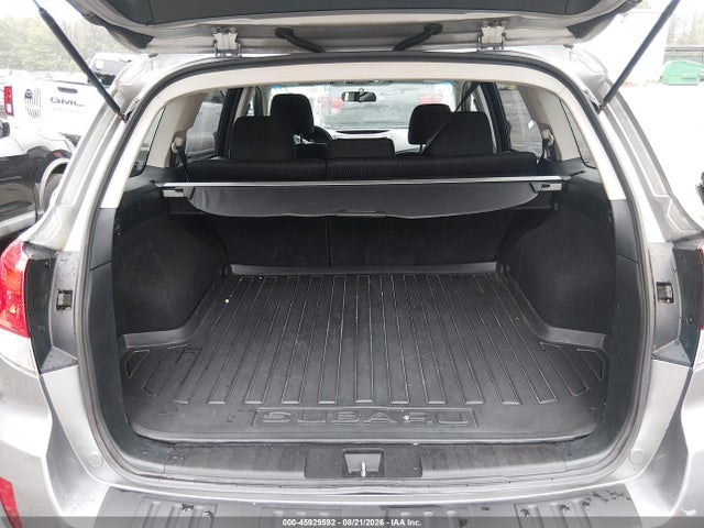 45929592 :رقم المزاد ، 4S4BRBCC4A3365566 vin ، 2010 Subaru Outback 2.5i Premium مزاد بيع
